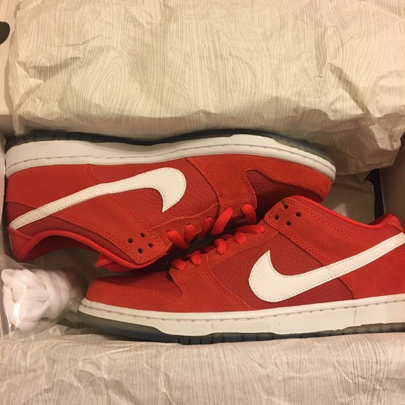 ❌SOLD❌Nike SB Dunk Low Challenge Red Sz 9 RARE - Picture 6 of 6
